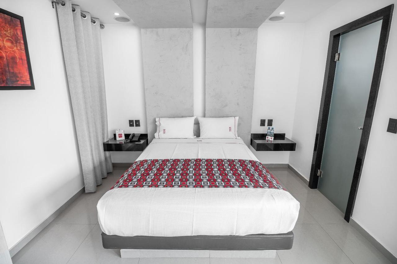 Six Hotel Guadalajara Expiatorio Zewnętrze zdjęcie