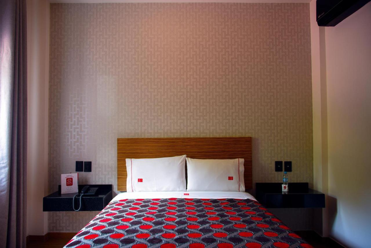 Six Hotel Guadalajara Expiatorio Zewnętrze zdjęcie