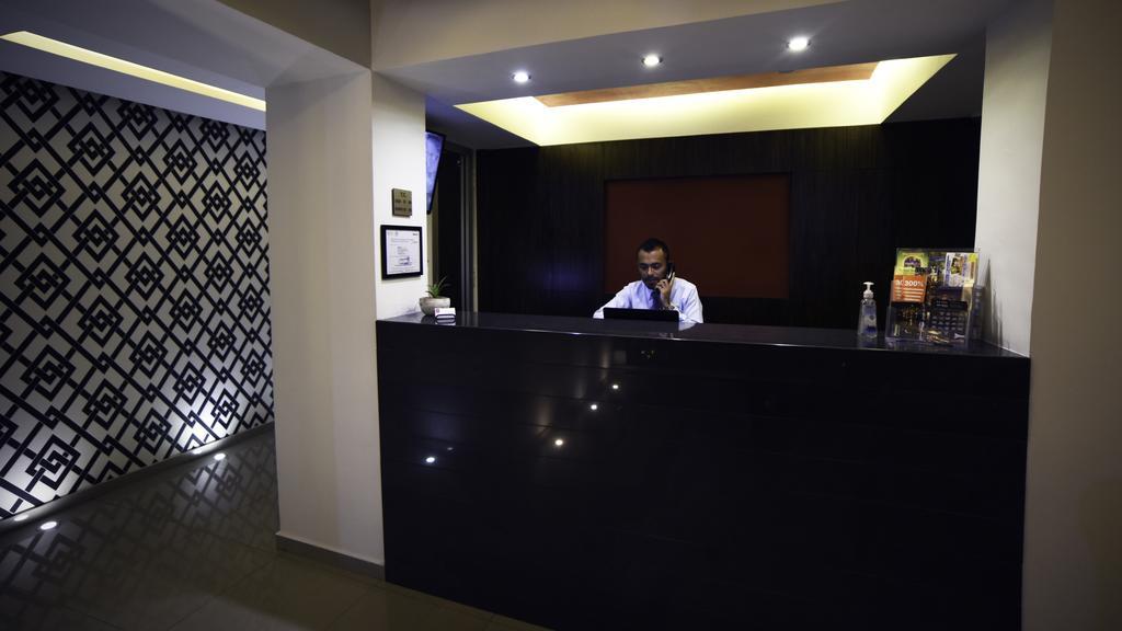 Six Hotel Guadalajara Expiatorio Zewnętrze zdjęcie